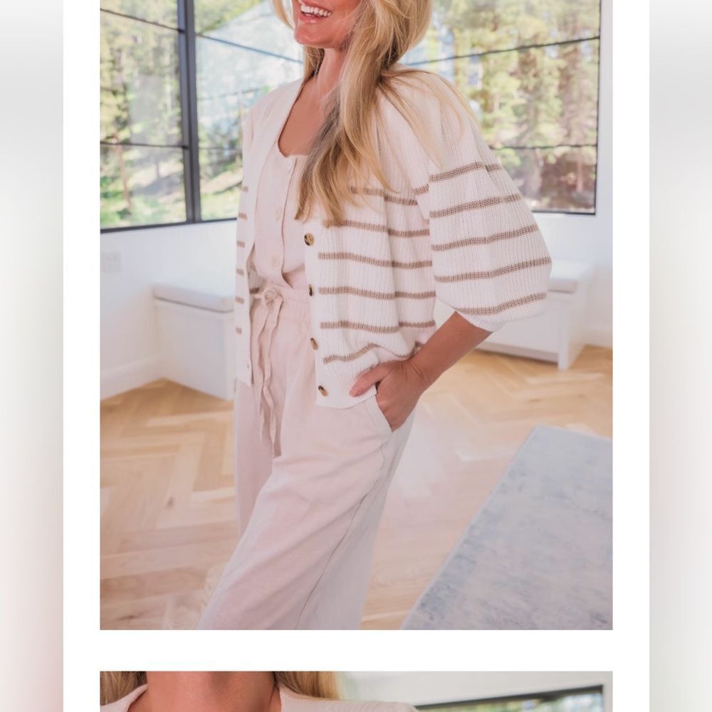 Evereve Women's White and Brown Striped Cardigan